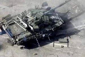 Moscow: Ukraine đưa 300 quân, hàng chục xe bọc thép tấn công qua tỉnh Kursk của Nga