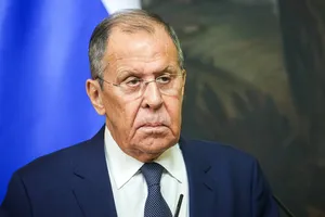 Ông Lavrov: Phương Tây đùa với lửa nếu cho Ukraine dùng vũ khí tầm xa tấn công Nga