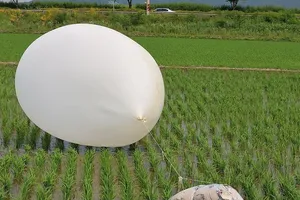 Hàn Quốc: Triều Tiên lại thả bóng bay chứa rác