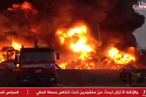 VIDEO: Israel tấn công cảng ở Yemen do Houthis kiểm soát