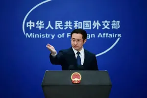 Trung Quốc phản ứng gắt việc Mỹ duyệt bán hơn nửa tỉ USD vũ khí cho Đài Loan