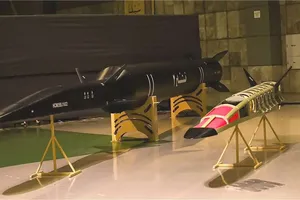 Iran đã nã tên lửa gì vào Israel?