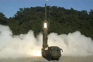 Hàn Quốc phóng tên lửa đạn đạo ra Hoàng Hải, đáp trả Triều Tiên