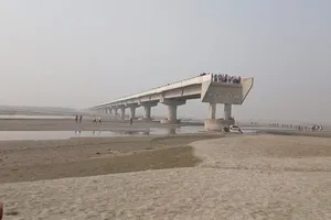 Đi theo Google Maps, 3 người Ấn Độ rơi xuống sông