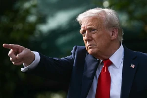 Ông Trump cáo buộc ông Zelensky cản trở đàm phán hòa bình Nga-Ukraine