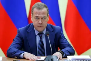 Ông Medvedev: Ông Zelensky muốn đối thoại cấp lãnh đạo ba bên để ‘tìm tính chính danh’