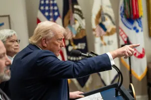 Nhóm ông Trump lên 'kế hoạch B' ứng phó pháp lý vụ thuế đối ứng?