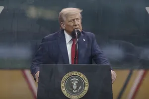 Ông Trump phát biểu trong lễ duyệt binh kỷ niệm 250 năm thành lập Lục quân Mỹ