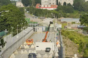 Estonia dựng rào chắn tại cửa khẩu biên giới với Nga