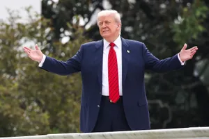 Ông Trump nói về thượng đỉnh với ông Putin và 'tối hậu thư' với Nga