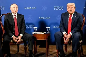 Đằng sau quyết định của ông Trump hủy gặp ông Putin và trừng phạt Nga