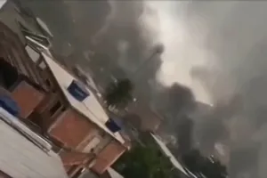 Vang trời súng nổ Brazil truy quét băng đảng, 64 người thiệt mạng