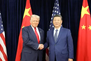 Ông Trump lên đường về nước sau 40 phút gặp ông Tập