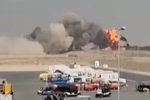 VIDEO: Tiêm kích Ấn Độ rơi và bốc cháy dữ dội, phi công thiệt mạng