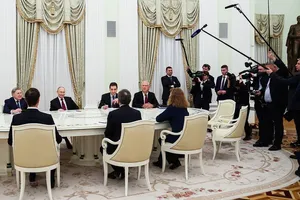 Ông Putin gặp Đặc phái viên Mỹ Witkoff suốt 5 tiếng về kế hoạch hòa bình Ukraine 