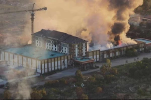 Phnompenh công bố thương vong, Thái Lan công bố video pháo kích casino ở Campuchia