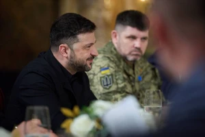 Ông Zelensky nói về khả năng Mỹ đưa lính sang Ukraine bảo đảm an ninh