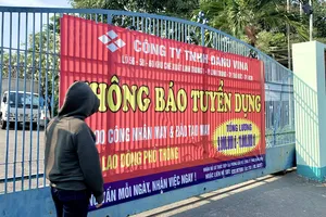 Sau Tết, nhiều doanh nghiệp treo thưởng để thu hút người lao động 