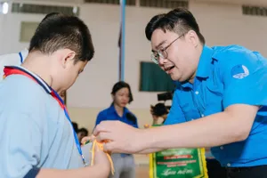 Sôi nổi hội thao dành cho người khuyết tật