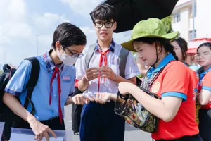 Chiến sĩ Hoa Phượng Đỏ khép lại hành trình tiếp sức cùng 76.000 thí sinh thi lớp 10