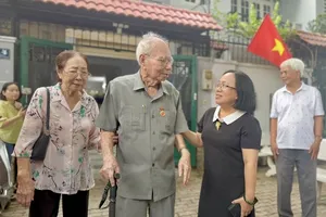 Thăm và tri ân các văn nghệ sĩ có nhiều đóng góp cho TP.HCM