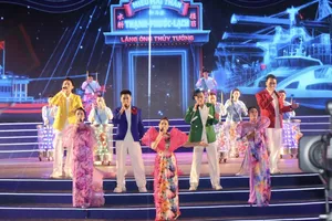 Rộn ràng 'Tết biển' lễ hội Nghinh Ông Cần Giờ 2025