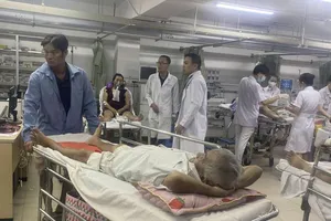 Gần 1 giờ ép tim cứu bệnh nhân trở về từ 'cửa tử'