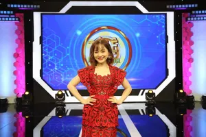 Lan Phương lý giải về hành động đứng múa giữa đường 