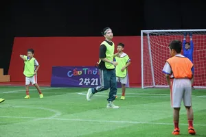 ST Sơn Thạch bị thẻ vàng vì tự ý ra sân ăn mừng bàn thắng tại Cầu thủ nhí 2021