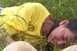 Mẫn Phụng ra tay với Minh Châu để cướp lấy Anh Khiết trong phim Người nối nghiệp