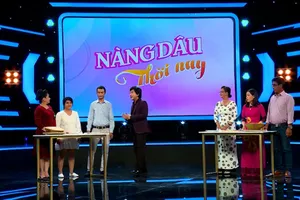 Kim Tử Long 'đứng hình' khi mẹ chồng sống quá hiện đại khiến con dâu khó xử 