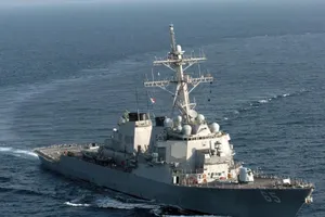 Tàu khu trục USS Benfold. Ảnh: HẢI QUÂN MỸ