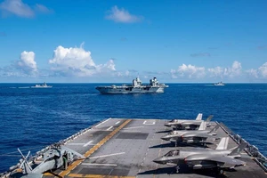 Tàu đổ bộ USS America (LHA 6) của Hải quân Mỹ tham gia tập trận cùng các đối tác và đồng minh. Ảnh: HẢI QUÂN MỸ