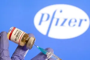 Pfizer/BioNTech đệ trình dữ liệu xin cấp phép tiêm chủng cho trẻ em từ 5-11 tuổi. Ảnh: REUTERS