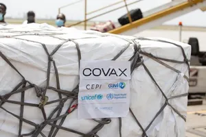 COVAX lần đầu chỉ phân bổ vaccine COVID-19 cho các nước có tỉ lệ phủ thấp nhất. Ảnh: UNICEF