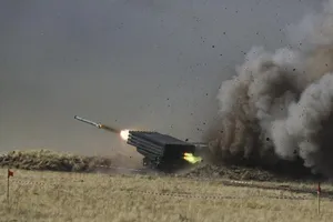 Các bệ phóng tên lửa trong cuộc tập trận quân sự chống khủng bố chung “Sứ mệnh hòa bình 2021” của SCO. Ảnh: EPA-EFE