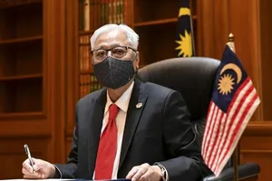 Thủ tướng Malaysia tuyên bố không nhượng bộ nếu có mối đe dọa tại Biển Đông. Ảnh: DPA