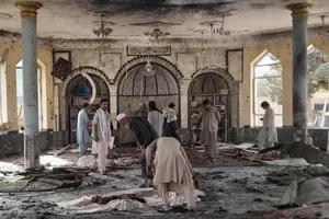 Afghanistan: Đánh bom liều chết tại nhà thờ Hồi giáo, hơn 100 người thương vong. Ảnh: AP