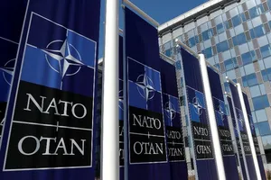 Nga ngừng mọi hoạt động của phái bộ ngoại giao nước này tại NATO. Ảnh: REUTERS