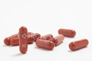 Merck đạt thỏa thuận cho phép các nước nghèo tiếp cận thuốc uống trị COVID-19. Ảnh: AP