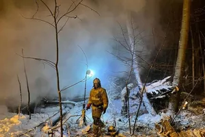 Không có người sống sót trong vụ rơi máy bay vận tải An-12 tại Nga. Ảnh: REUTERS