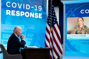 Omicron lan rộng, ông Biden chỉ đạo mua thêm 500 triệu kit xét nghiệm COVID-19. Ảnh: THE NEW YORK TIMES