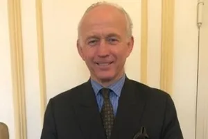 Phó Đại sứ Anh tại Iran – ông Giles Whitaker. Ảnh: NEWS SKY