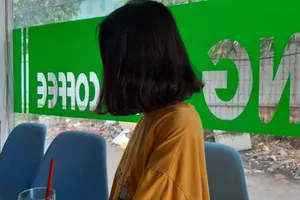 Nữ sinh tố bị nhân viên nhà xe sàm sỡ: 'Tôi sẽ làm tới cùng!'