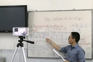 Sinh viên đại học được bảo vệ tốt nghiệp online từ 3-5-2021