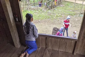 Một hộ khó khăn ở huyện Hướng Hóa, Quảng Trị vừa được bạn đọc báo Pháp Luật TP.HCM hỗ trợ xây nhà. Ảnh: NGUYỄN DO