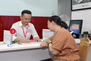 Bỏ xét điều kiện về nợ xấu cho doanh nghiệp vay tiền phục hồi sản xuất