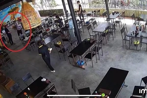 Cán bộ Trung tâm quỹ đất Đà Nẵng ném tiền đối mặt với những chế tài nào?