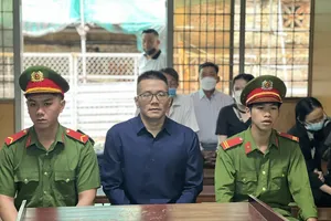 Nhâm Hoàng Khang bị phạt 10 năm tù về tội cưỡng đoạt tài sản