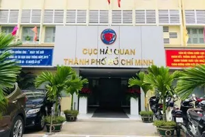 Vai trò của 7 cán bộ hải quan TP.HCM trong vụ Thuduc house 